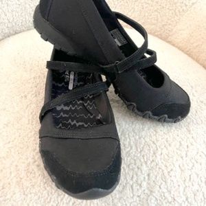 Skechers Women's Bikers - Fiesta Mary Jane Flat - Size 8.5 - Black